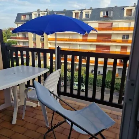 Studio Confortable Situe En Front De Mer Cabourg Exterior photo