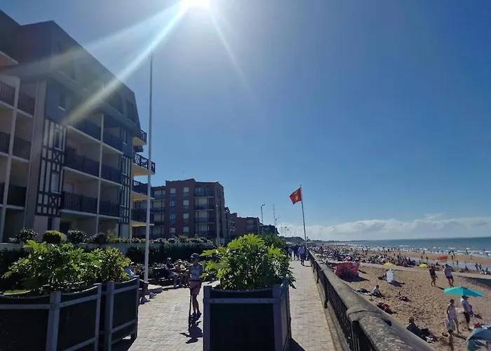 Studio Confortable Situe En Front De Mer