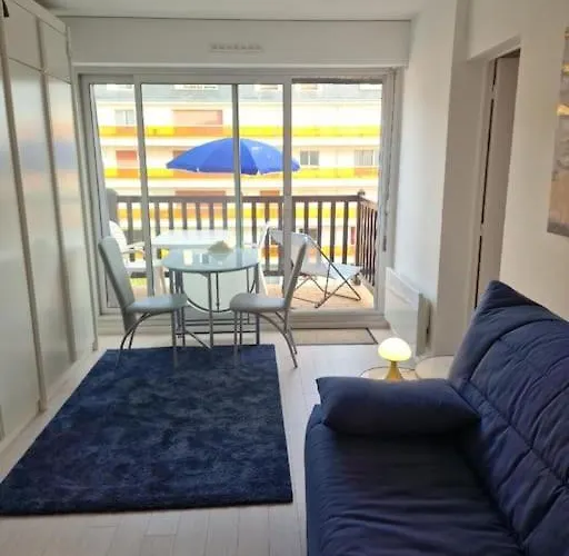 Studio Confortable Situe En Front De Mer