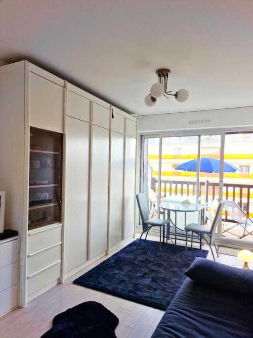 Apartment Confortable Situe En Front De *